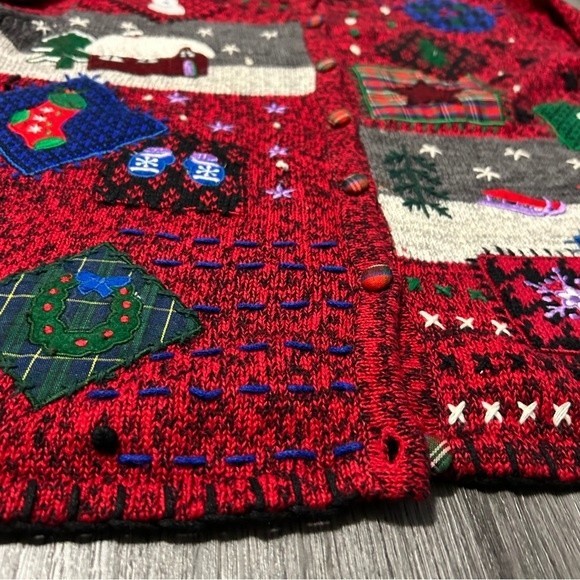Vintage Red Embroidered Festive Holiday Cardigan Sz M Ugly Christmas Sweater - Picture 2 of 9